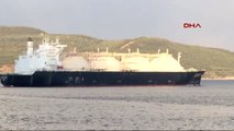 Çanakkale Doğalgaz Tankeri Çanakkale Boğazı'ndan Geçti