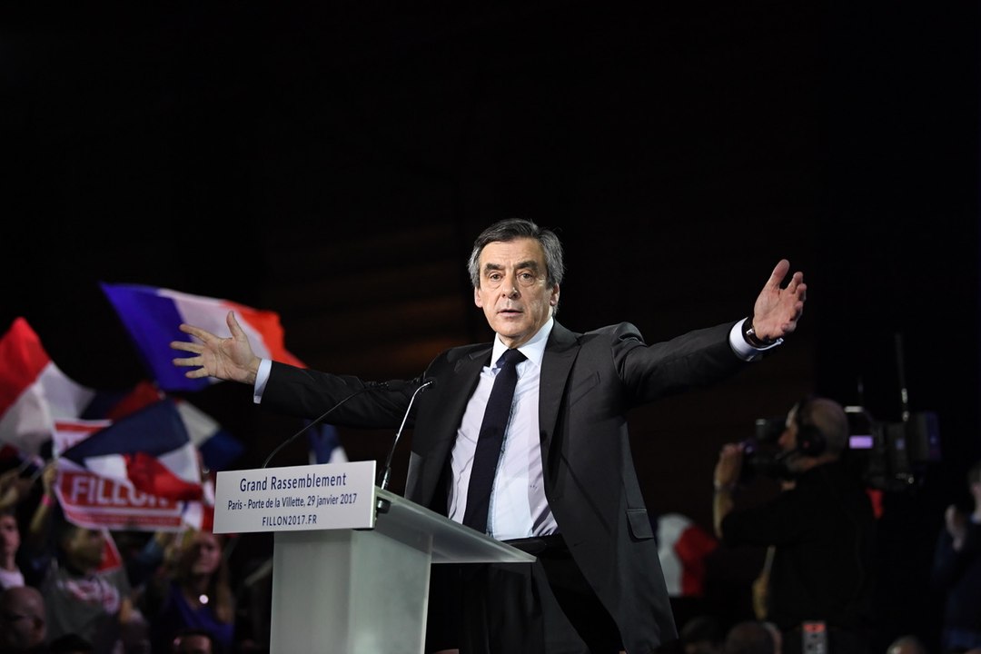"Ils croyaient nous avoir torpillés, mais vous êtes là !" François Fillon