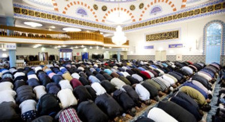 Hollanda'da Cami Kapıları İbadet Saatlerinde Kilitlenecek