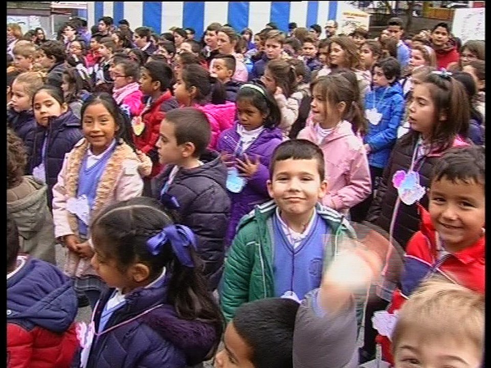 El colegio Purísima sale a la calle para reivindicar un mundo más justo y el respeto a los Derechos Humanos