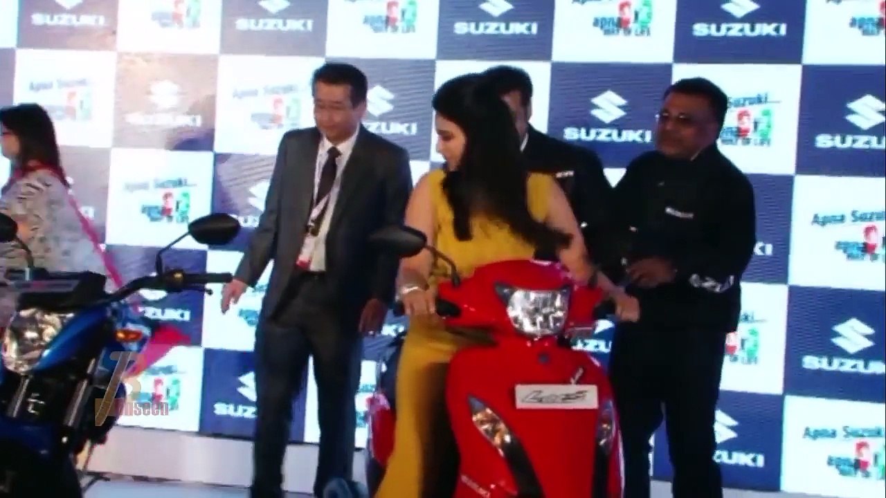 Salman Khan Gets NAUGHTY With Parineeti Chopra