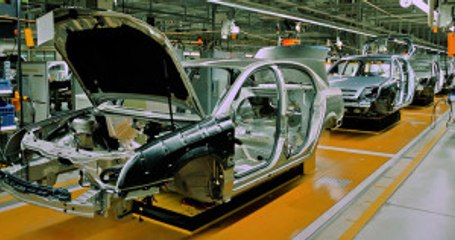Land Rover 6 Bin Aracını Geri Çağırıyor
