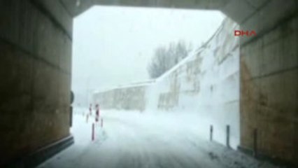 Bingöl'de 278 Köy Yolu Ulaşıma Kapandı