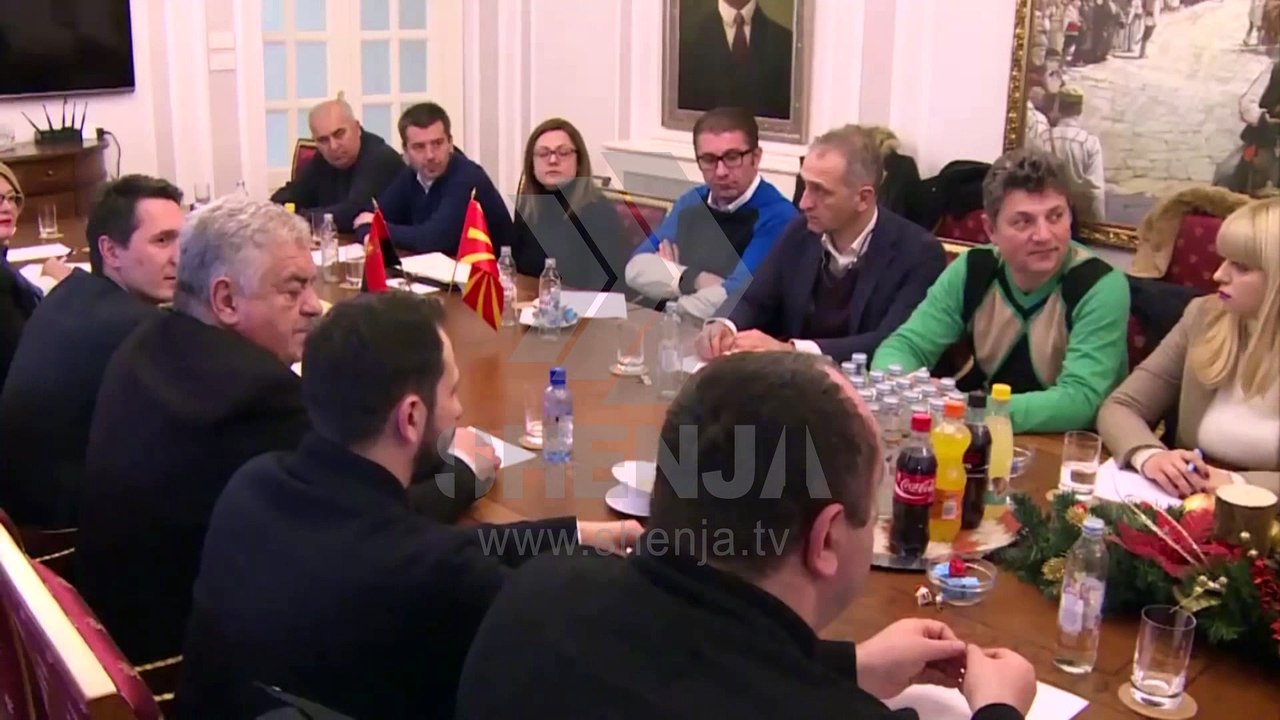 Tahiri: Do të ketë zgjedhje të reja. Saraçini: Gruevski asnjëherë më kryeministër
