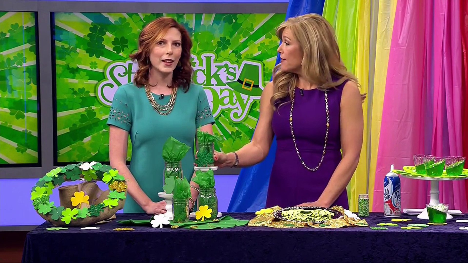 Easy St. Patrick's Day Goodies // Christina Deloma