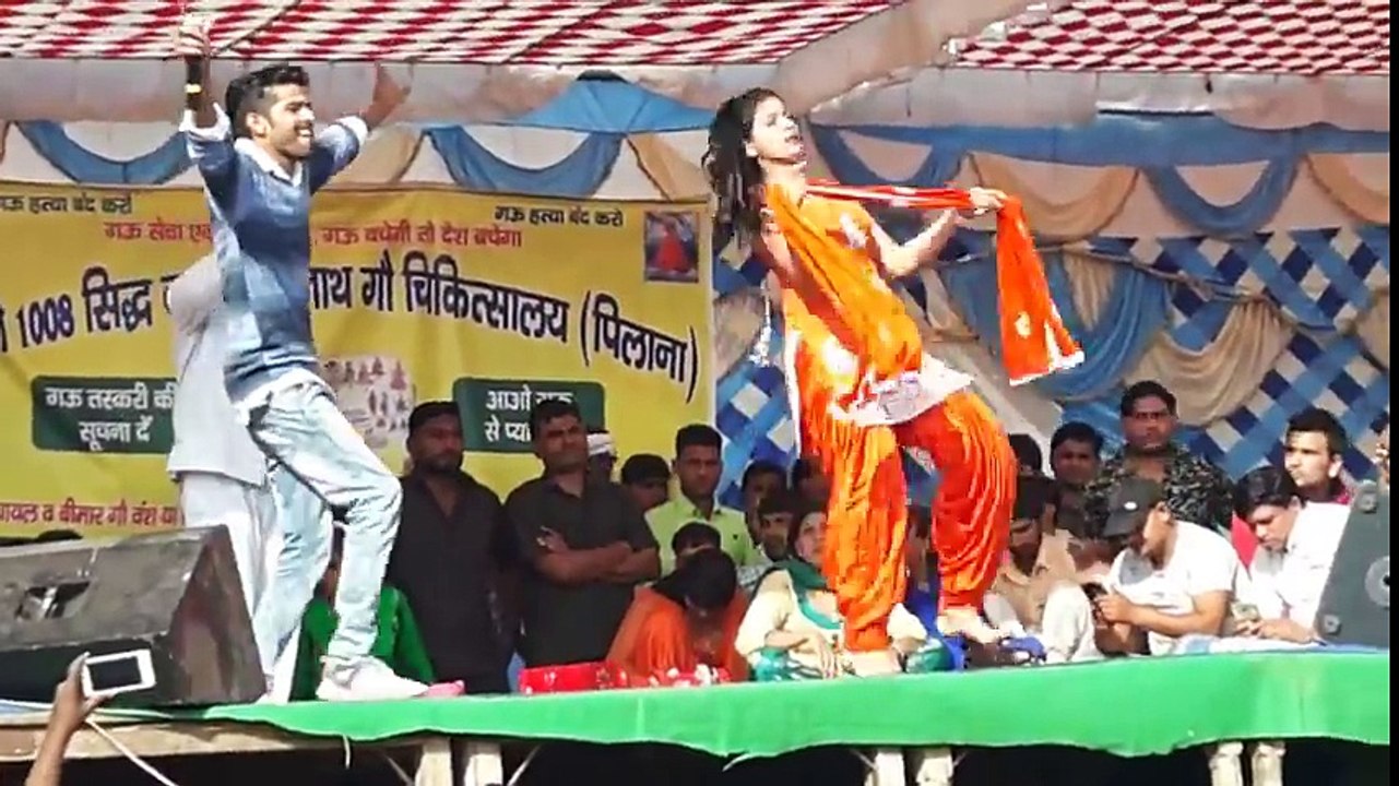 Choti Sapna Ko Stej Pe Kiss _ Choti Sapna with Masoom Sharma _ Haryanvi Dance