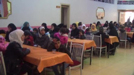 Suriyeli Çocuklar Için "Yetim Şenliği"