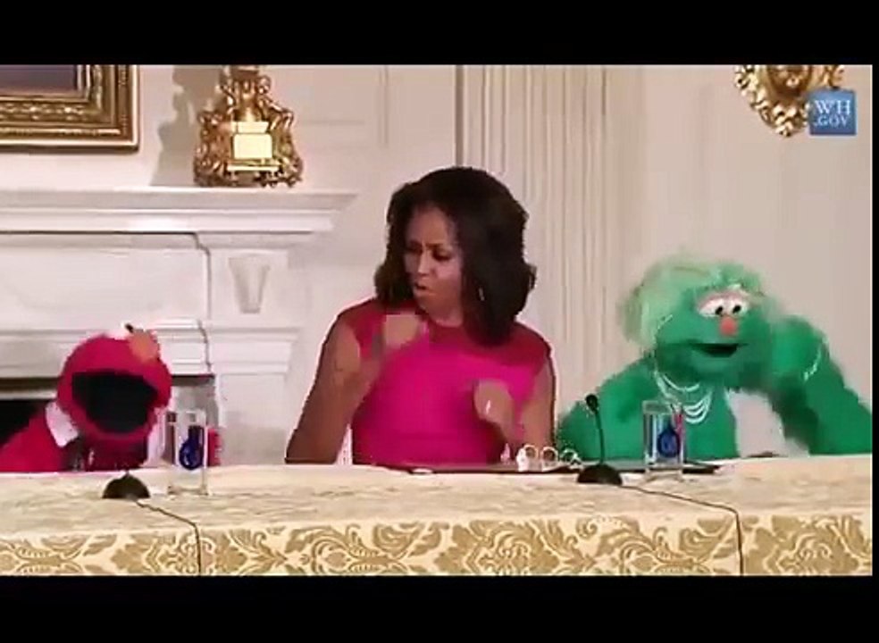 Путин хуйло  Мишель Обама танцует под Путин хуйло