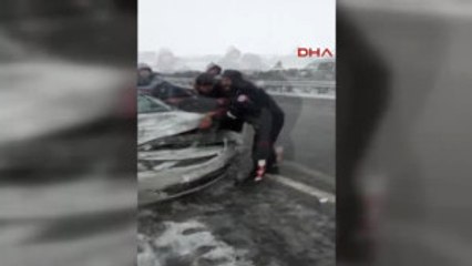 Şanlıurfa'da 30 Araçlı Zincirleme Kaza 33 Yaralı