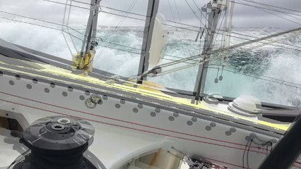 D86 : Images from Pieter Heerema / Vendée Globe