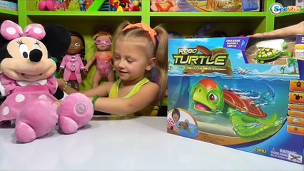 Минни Маус. Игрушки для детей. Ярослава открывает новую игрушку - Черепашка. Tiki Taki Cook