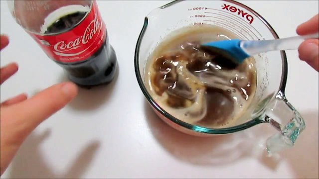 Como hacer una Botella de Coca Cola Gominola Postre