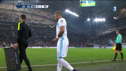 Football / OM-OL : L’ovation du stade Vélodrome pour l’entée de Dimitri Payet