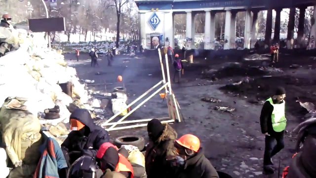 майдан барикада на грушевского 27 01 2014