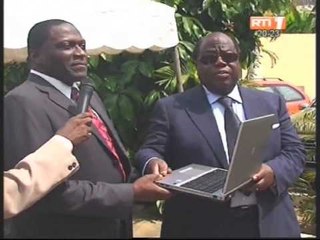 Le programme des Nations Unis pour le developpement fait des dons à la CDVR