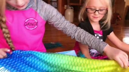 Princess Ella and play doh girl open new mermaid tails/second pointe class and lots more vlog 14