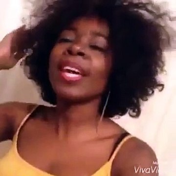 Elle Fait Bien Ses Prières Et Supplie Dieu