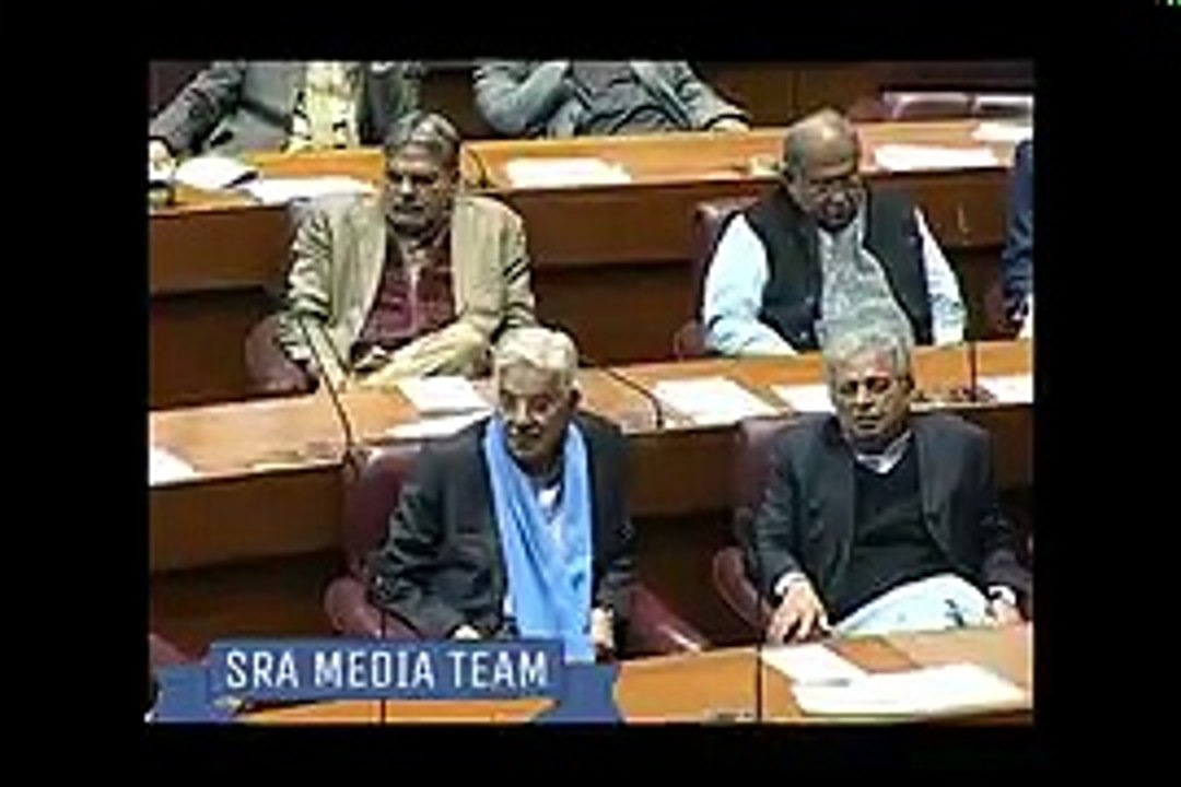 Sheikh Rasheed Taunts Khawaja Asif During Speech In Assembly..