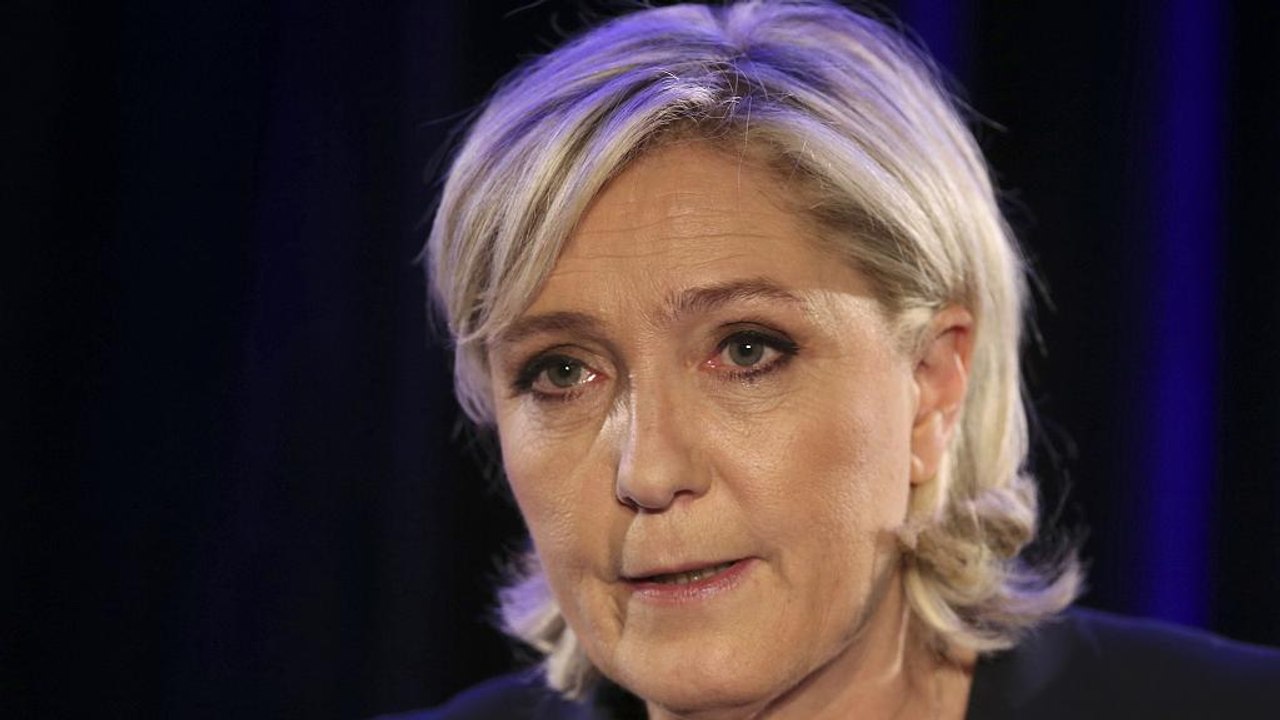 Marin le pen wehrt sich gegen rückzahlung an das europaparlament