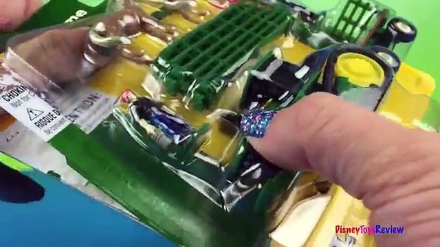 ERTL John Deere Farm Set with Tractor Trailer Horses & Farmers - Farm Animals