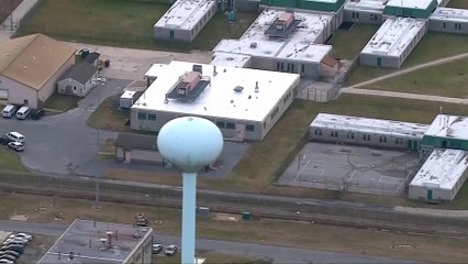 One prison officer dead after Delaware hostage situation