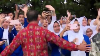 Ekpresi Bahagia Siswa & Siswi Di boyolali Bertemu Presiden Jokowi -- Penyerahan KIP Di Boyolali