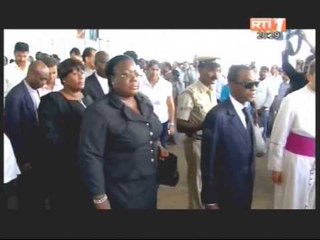 Nécrologie: la dépouille du nonce apostolique Ambrose Madtha mise en terre en Inde