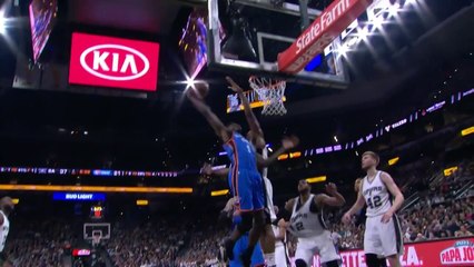 Kawhi Leonard dit non au dunk de Jerami Grant