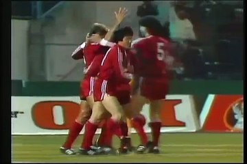 Download Video: 17.03.1982 - 1981-1982 UEFA Cup Winners' Cup Quarter Final 2nd Leg Eintracht Frankfurt 2-1 Tottenham Hotspur