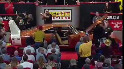 69 Dodge Hemi Daytona Sold for $900k