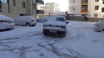 Diyarbakır'da Kar Esareti Sürüyor