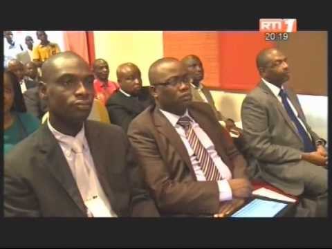 Rencontre entre le ministre des technologies de l'information et de la communication et de la poste et des opérateurs économiques indiens