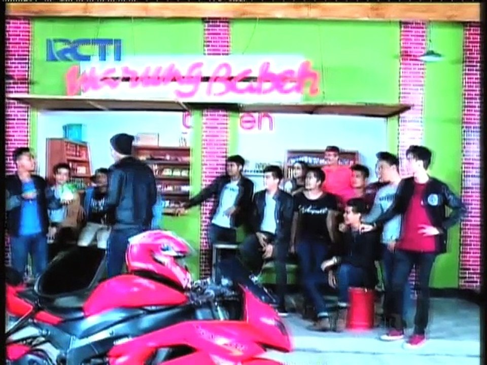 Scene Rocky AJ810