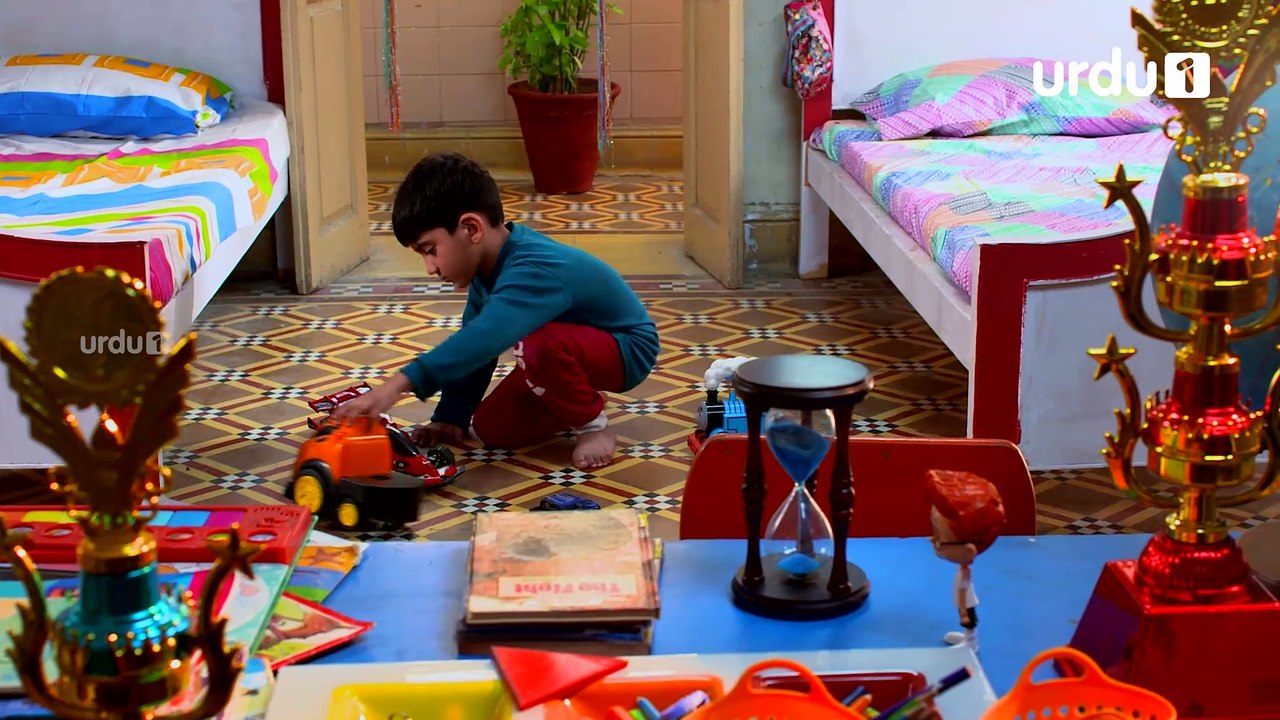 Bachay Baraye Farokht Episode 8 Urdu1