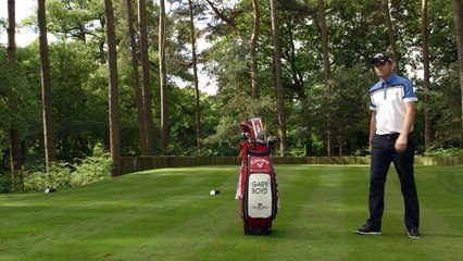 Blindfold Putting Challenge: GolfMagic.com v Gary Boyd
