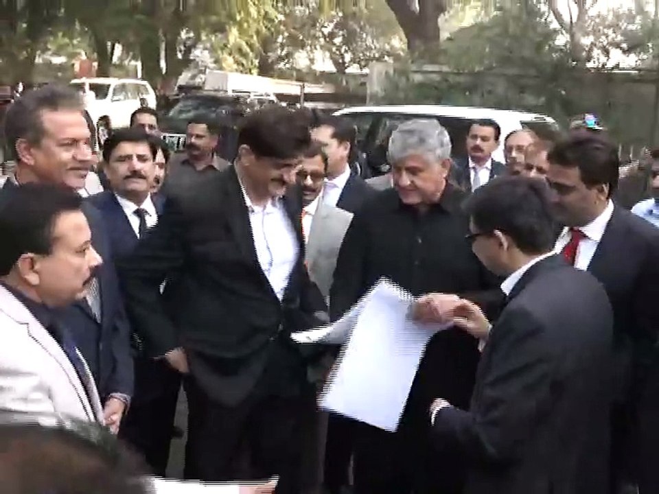 Sindh Chief Minister SYED MURAD ALI SHAH visit Karachi Zoo ... (01st Feb 2017)