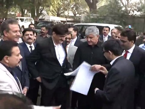 Sindh Chief Minister SYED MURAD ALI SHAH visit Karachi Zoo ... (01st Feb 2017)