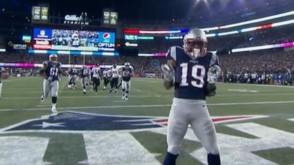 Malcolm Mitchell se mete a la zona de anotacion para un touchdown