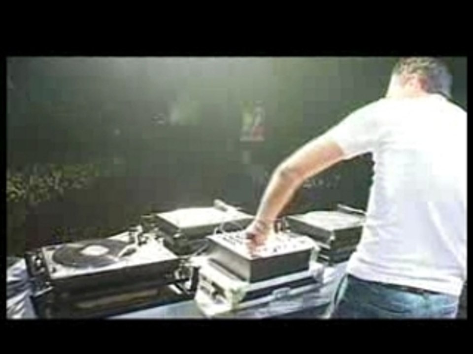Umek - Gatex (Tiesto Remix) Live @ Innercity 2002