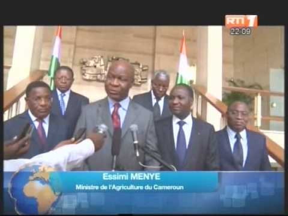 Audience du président de la republique accordée au premier ministre gabonais et les ministres de l'agriculture du Cameroune et de l'Equateur