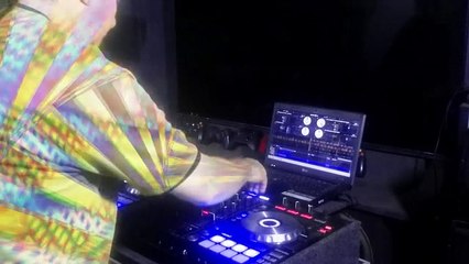 MEGAMIX DE TRIBAL MIXADO AO VIVO VOLUME 2 DJ JOHNE O DJ ATOMICO