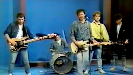 Crvena jabuka - Bježi kišo s prozora (1986) HD
