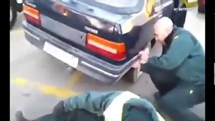 How Illegal Immigrants Cross The Border