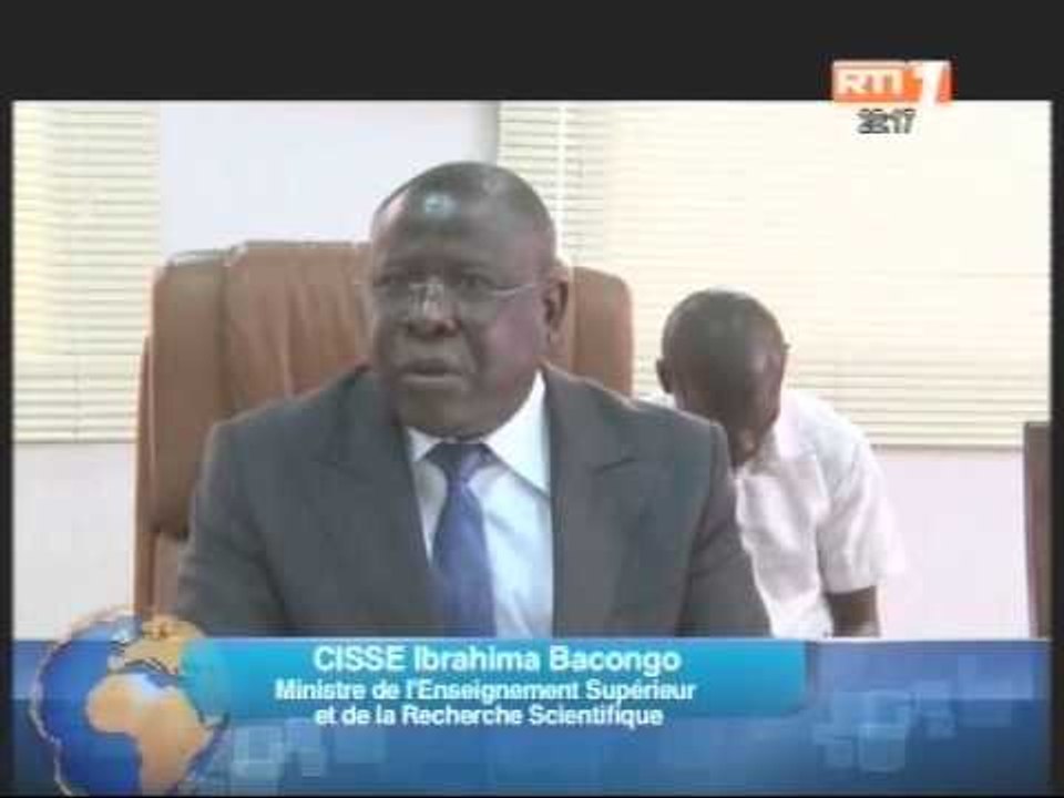 Conférence de presse du ministre de l'enseignement supérieur et de la recherche scientifique sur la démolition de l'église