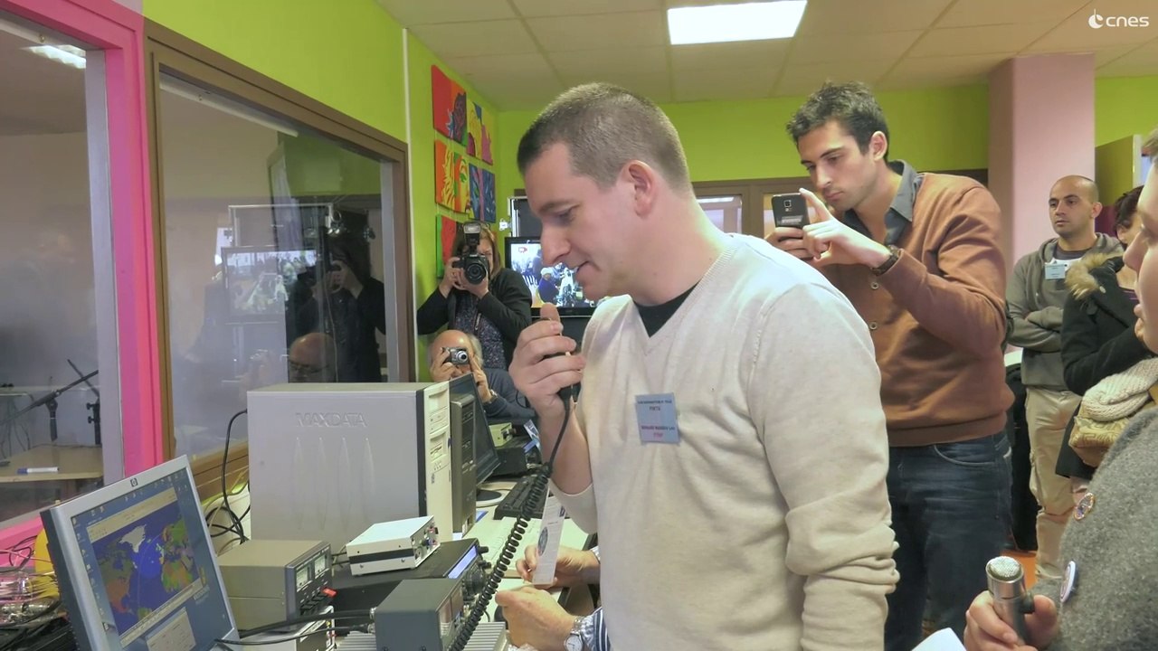 Thomas Pesquet : liaison radio avec des collégiens