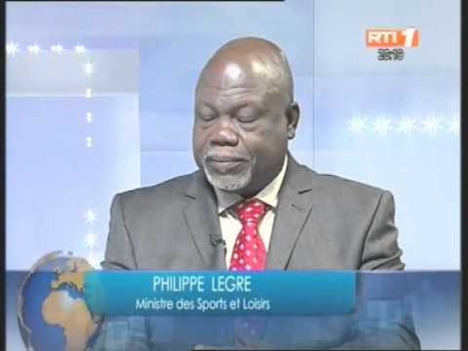 Inauguration de la piscine de Bingerville: Le ministre des sports et des loisirs Légré sur RTI1