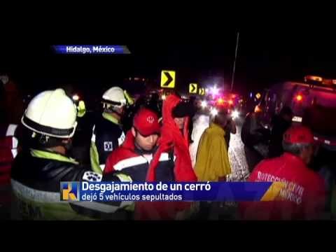 Desgajamiento de cerró dejó 5 vehículos sepultados en la México-Querétaro