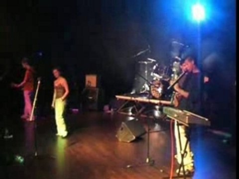 Pourquoi pas Lola - Aux sombres héros de l'amer