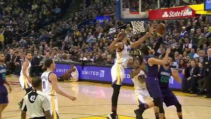 JaVale McGee met un stop à Marco Belinelli