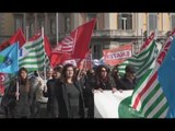 Napoli - Telecomunicazioni, lavoratori in piazza: anche Almaviva e Gepin (01.02.17)